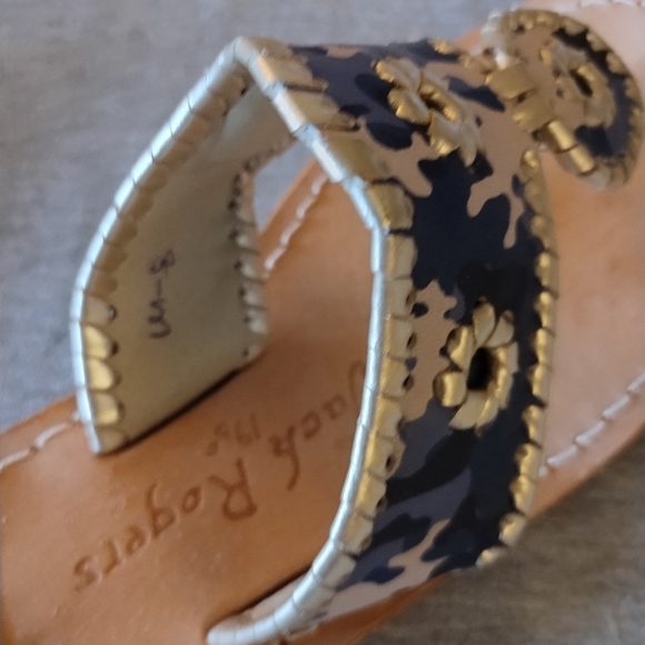 Jack Rogers Navy Camo & Platinum Trim Leather Flip Flop Sandals Size 8 - Picture 13 of 14